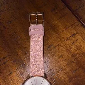 Michael Kors | Accessories | New Michael Kors Pyper Rose  display picture 3